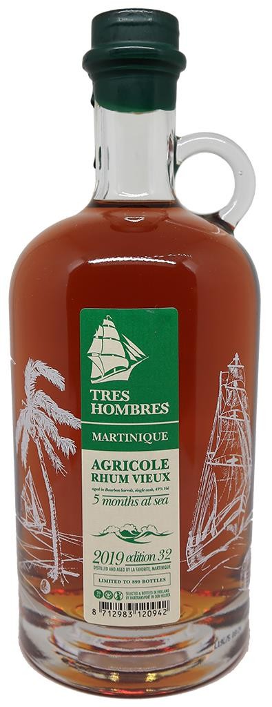 Rhum Agricole (Pur Jus de Canne)-TRES HOMBRES - Rhum vieux de Martinique -  LA FAVORITE - 43% - Clos des Millésimes : Achat vins, Caviste en ligne,  vieux millésimes