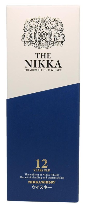 réé en 2015 pour célébrer les 80 ans de la maison Nikka, le Nikka 12 ans est une exception dans le portefeuille actuel de Nikka qui a quasiment arrêté la production des expressions avec mention d’âge. Pour concocter ce blend de 12 ans et célébrer dignement son âge vénérable, la maison Nikka a assemblé des singles malts distillés à Yoichi et Miyagikyo avec du Nikka Coffey Grain. La personnalité de ce blend de 12 ans tient à la douceur moelleuse et vanillée du Nikka Coffey Grain mais elle est largement dominée par les single malts qui entrent dans sa composition, elle rappelle le Taketsuru 12 ans mais avec des notes épicées encore plus affirmées et un soupçon d’amertume. La large palette aromatique de cet assemblage fruité et chocolaté en fait en tous cas un whisky gourmand.