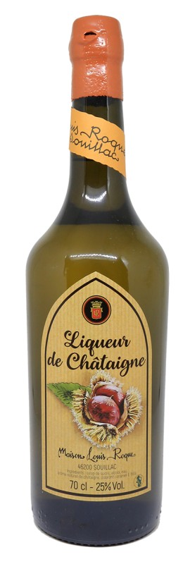 Bouteille de liqueur de châtaigne, feuilles de châtaignier, châtaignes entières, produit artisanal, étiquette traditionnelle, Sud-Ouest