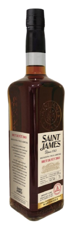 Foto de la botella de Saint James 2003, ron agrícola de Martinica AOC, seleccionado por la hermandad del ron. Es un 59% de barril brut y está limitado a 950 copias en todo el mundo. La frérie du rhum es un famoso grupo de Facebook para todos los amantes del ron de habla francesa.